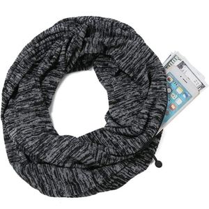 #10449-10 🥶💥Scarf with hidden zip pocket.